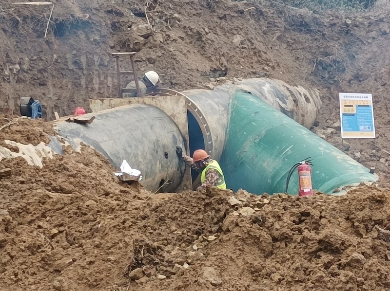 1708675112176212.jpg 02.jpg